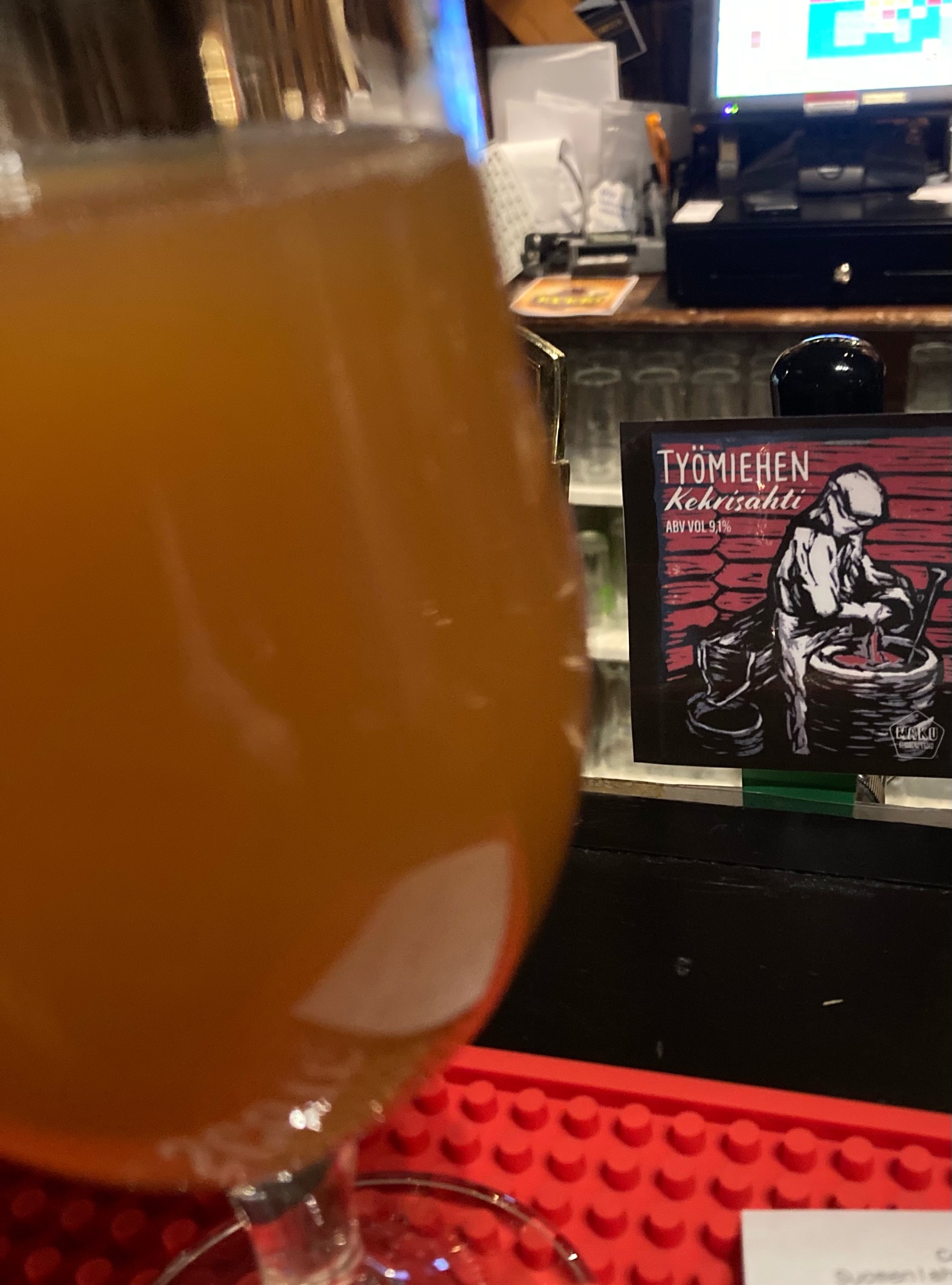 Työmiehen Kekrisahti, Finland