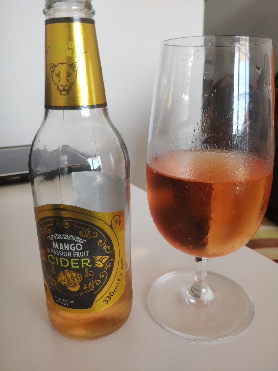 Mango & Passion Fruit Cider, England