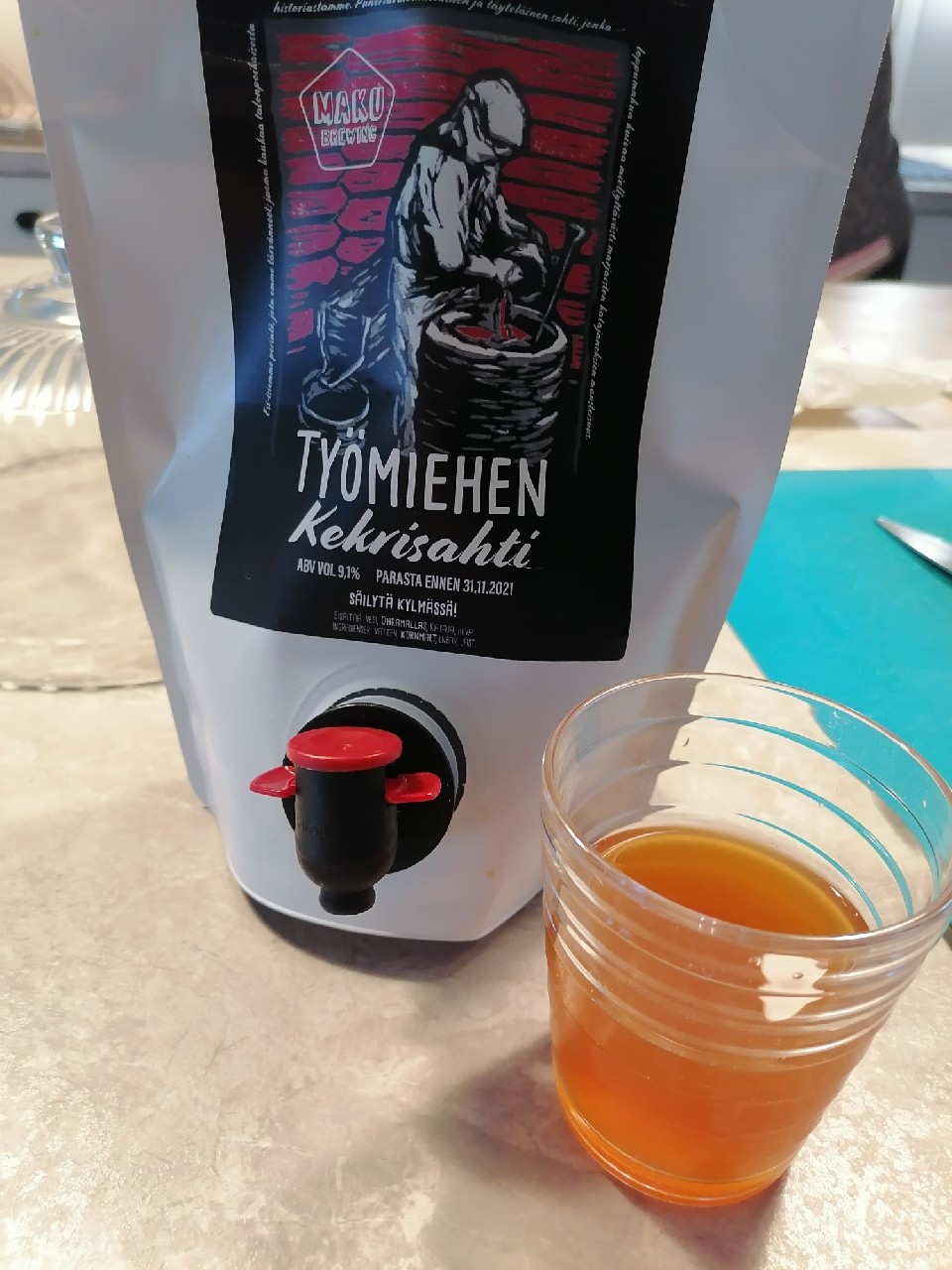 Työmiehen Kekrisahti, Finland