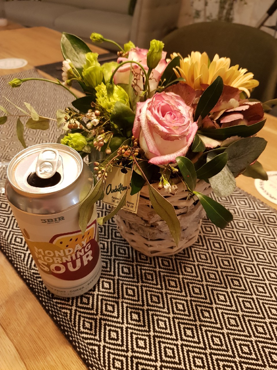Monday Morning Sour, Serbia