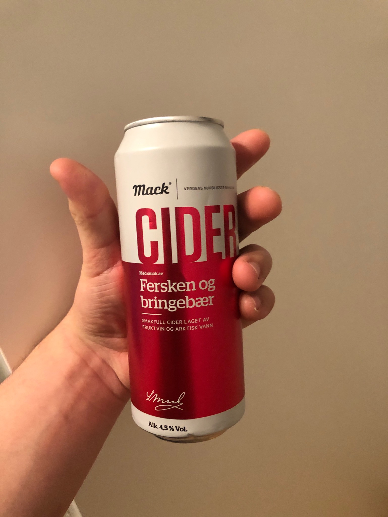 CIDER Fersken og bringebær, Norway