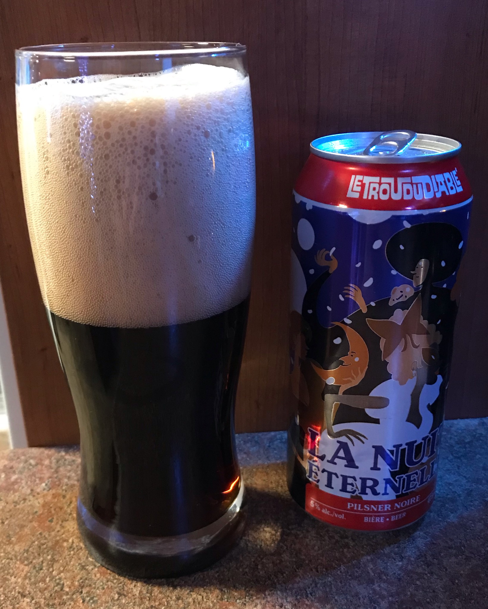 La nuit éternelle, Canada