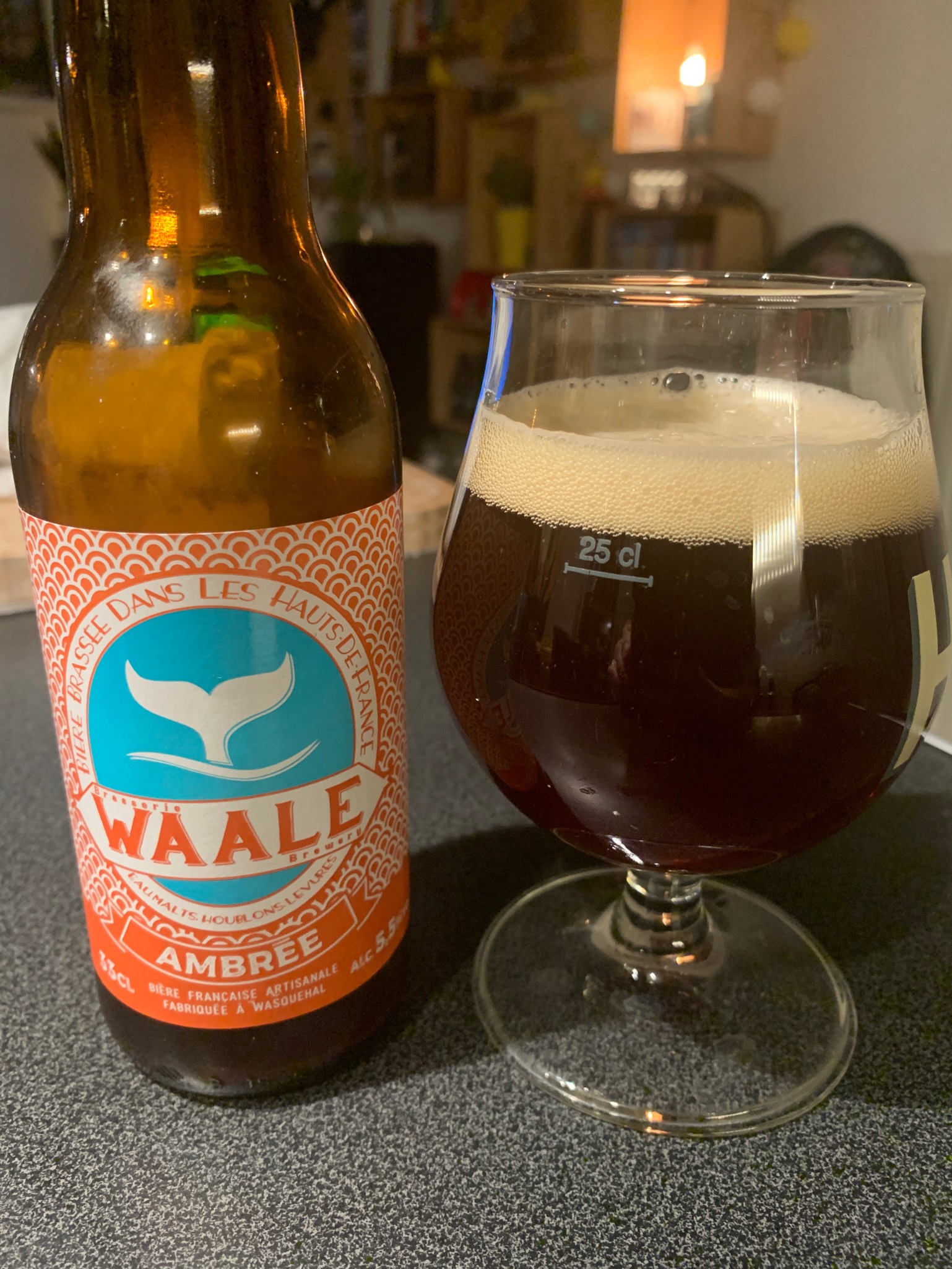 Waale Ambrée, France