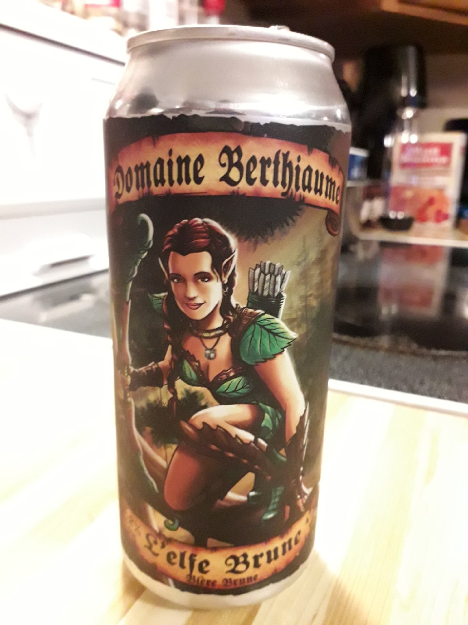 L'Elfe Brune, Canada