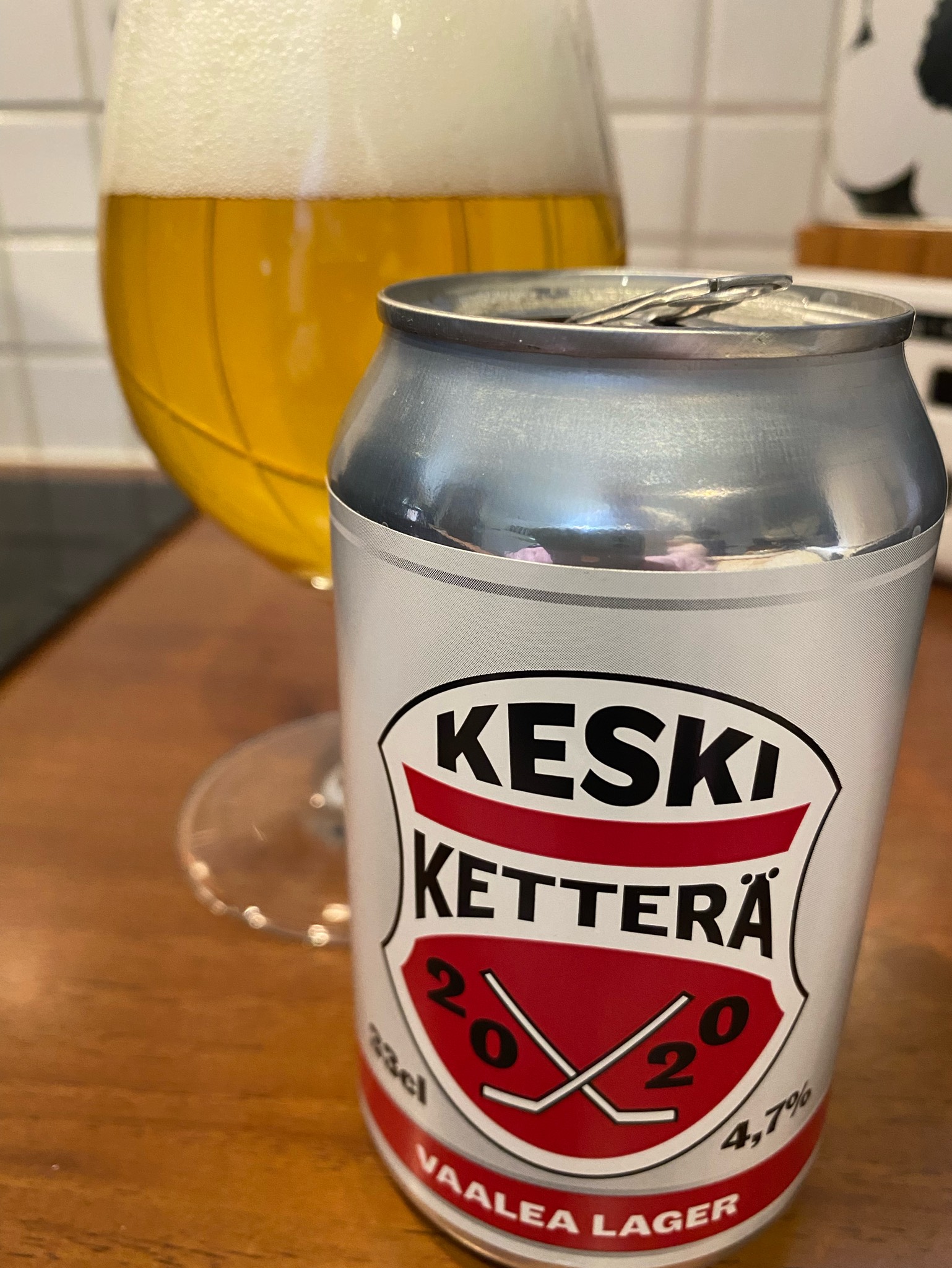 Keski Ketterä, Finland