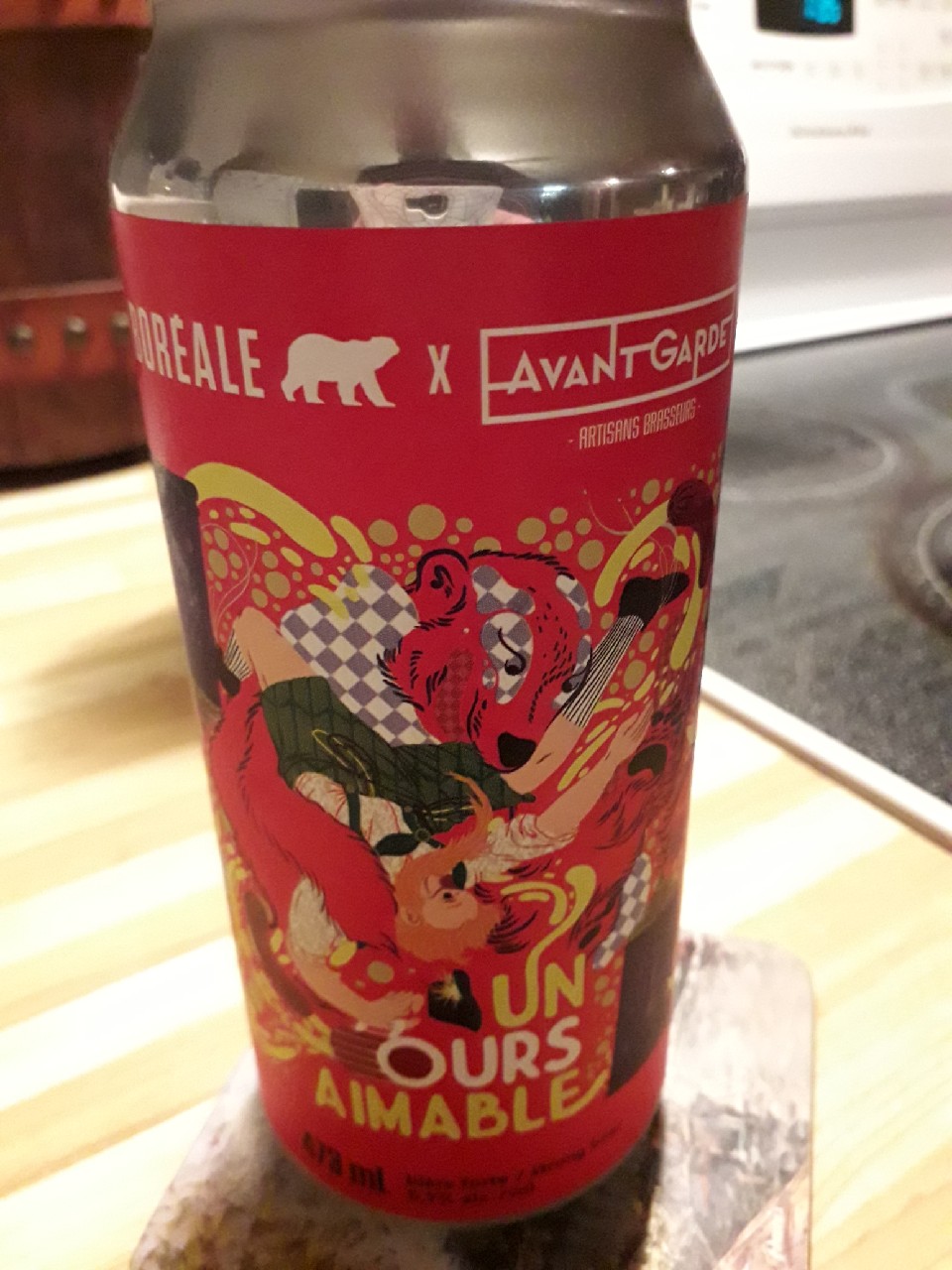 Un ours aimable, Canada