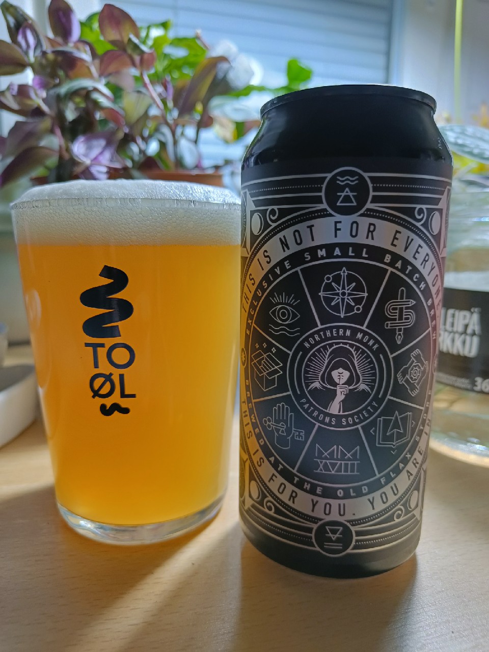 022 Secret Agent King Homer // Vanilla IPA, England