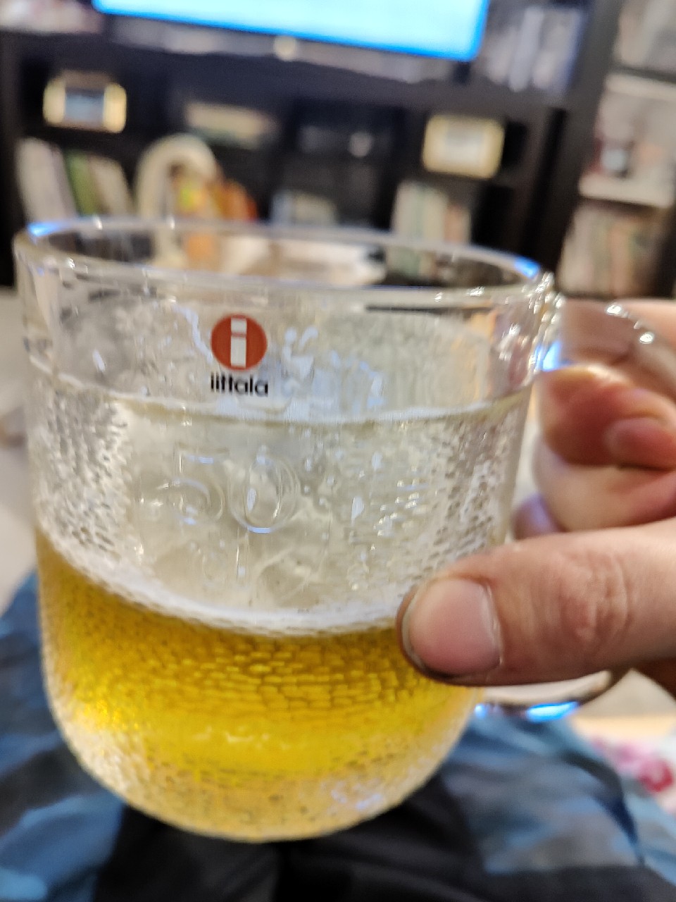 Keski Ketterä, Finland