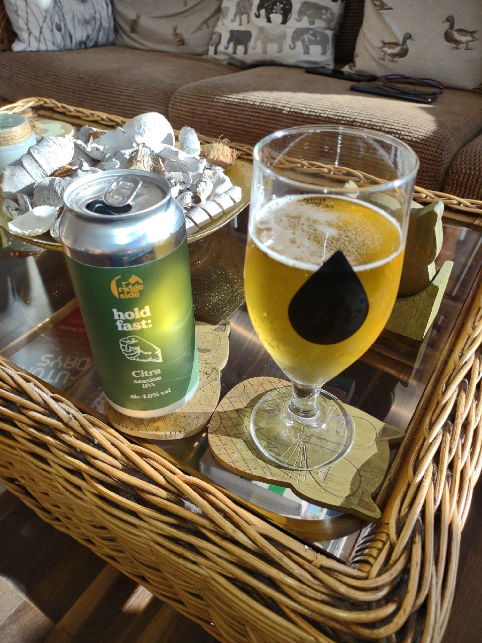 hold fast citra, England