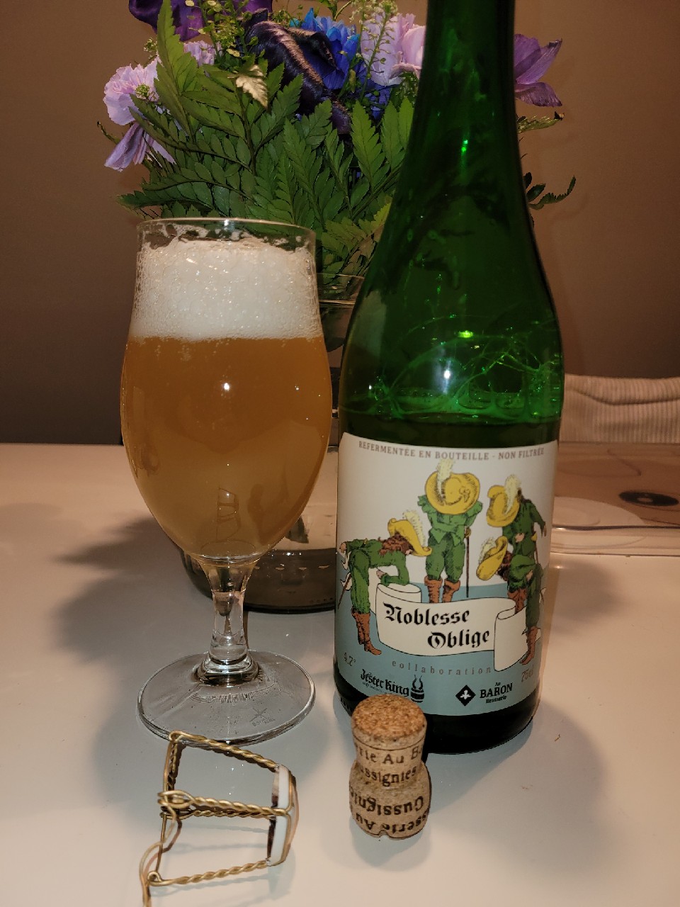Noblesse Oblige, France