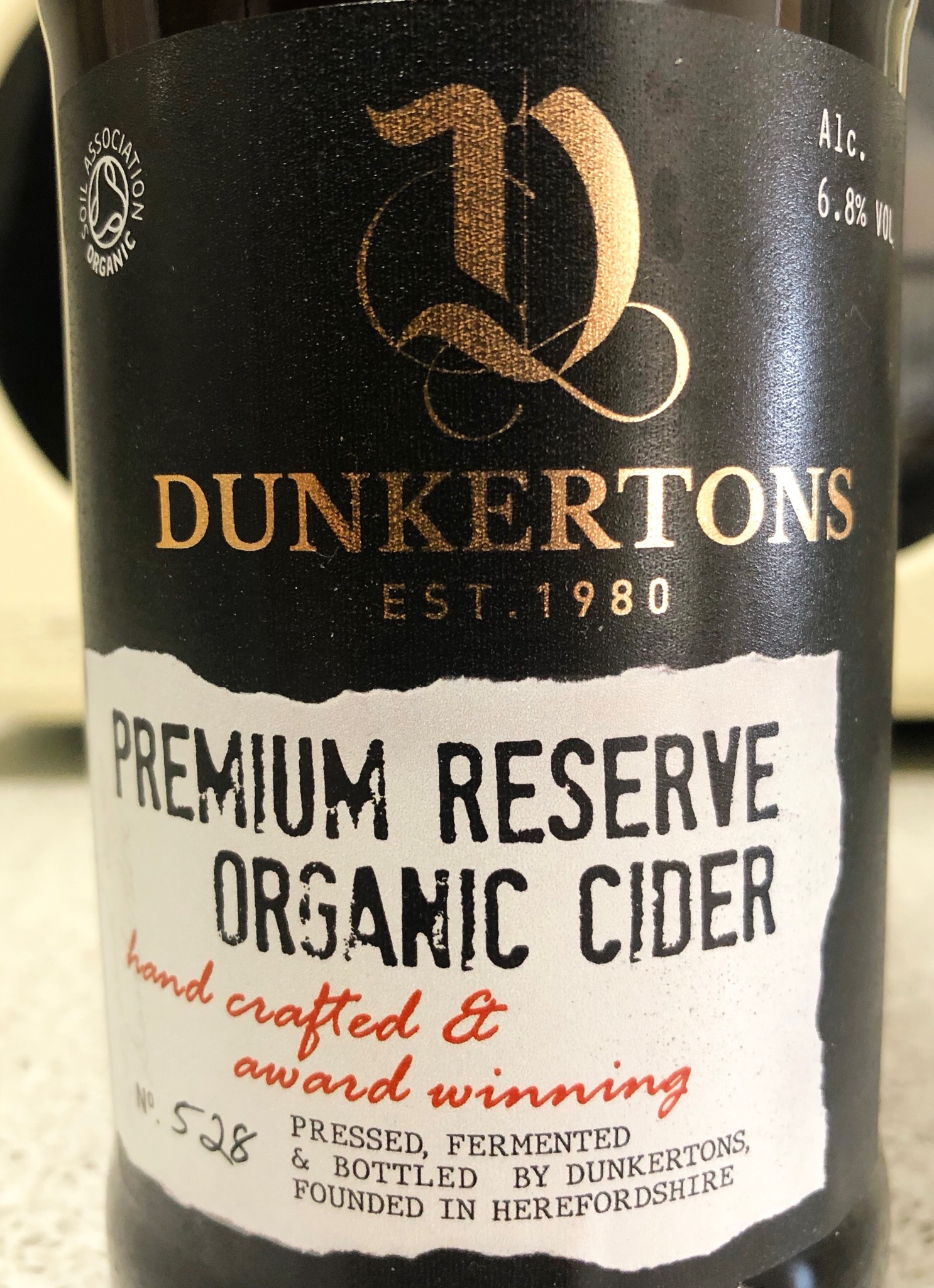 Premium Reserve Organic Cider, England