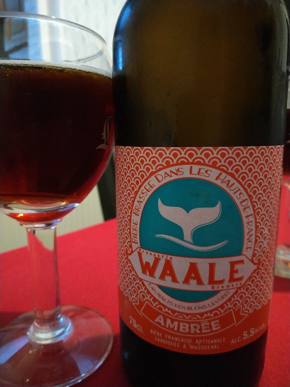 Waale Ambrée, France