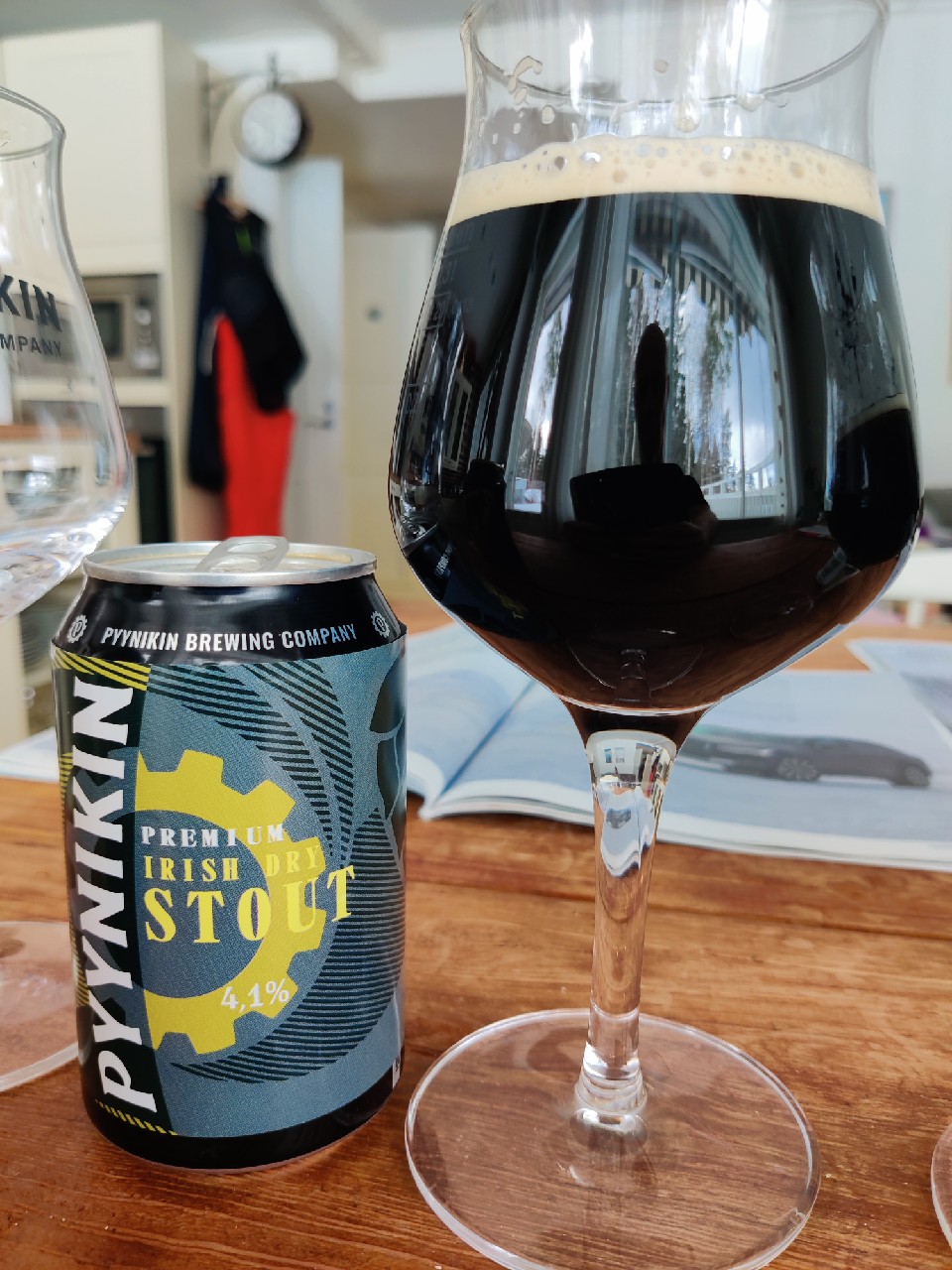 Premium Irish Dry Stout, Finland