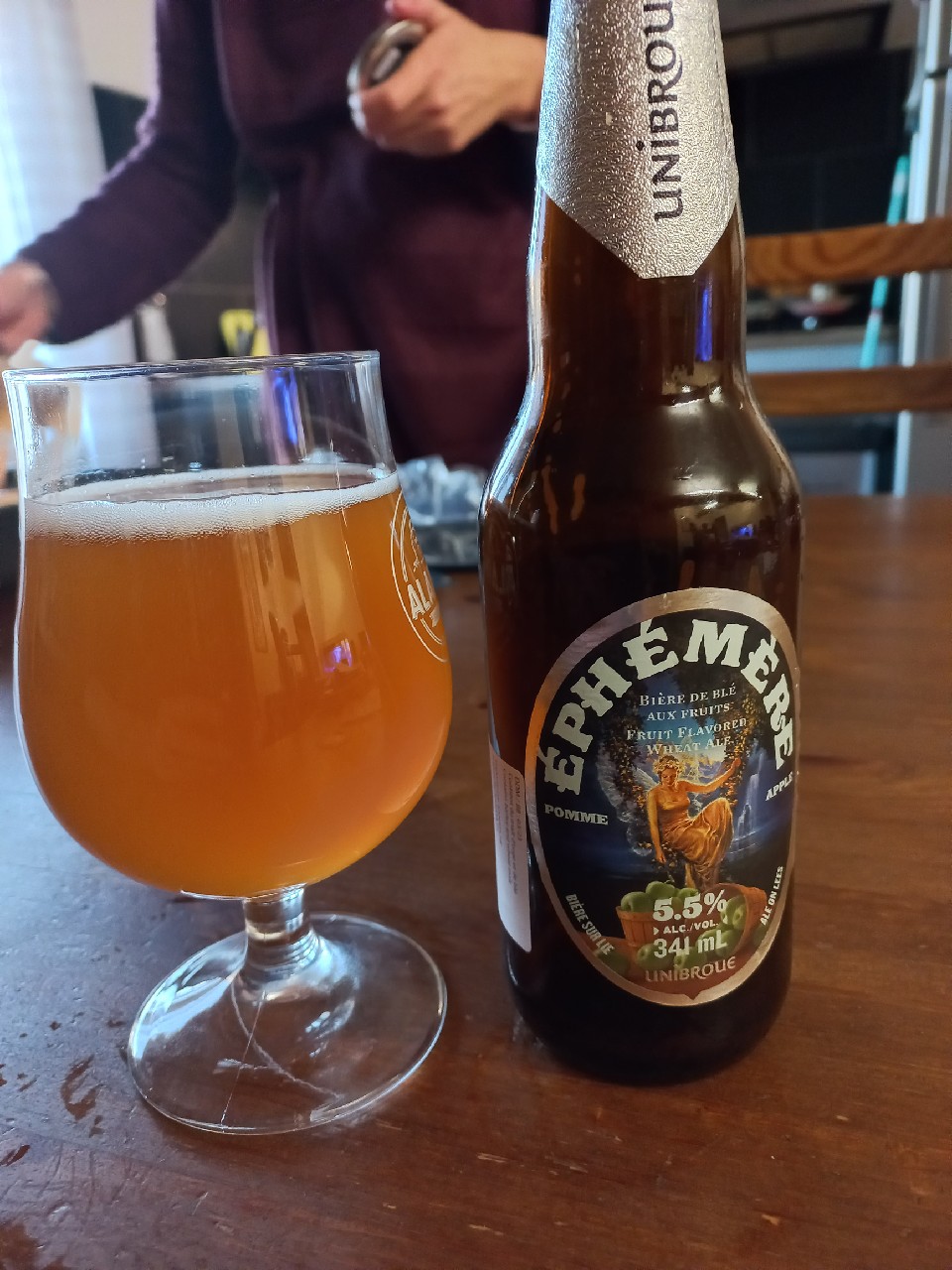 Éphémère Poire / Pear, Canada