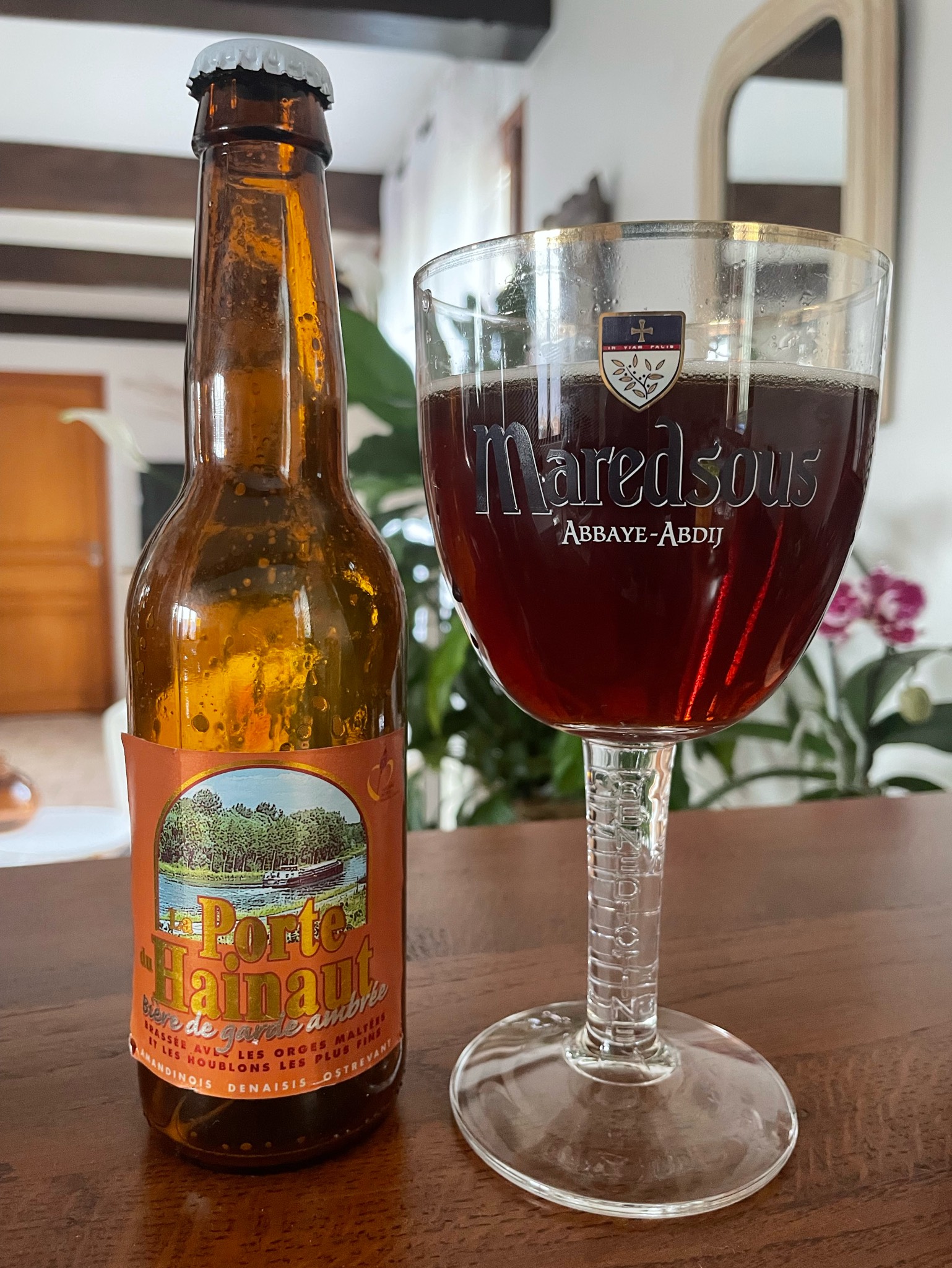 Porte Du Hainaut Ambrée, France