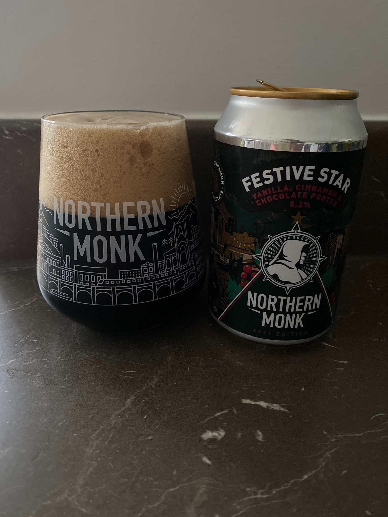 Festive Star 2021 // Vanilla, Cinnamon & Chocolate Porter, England