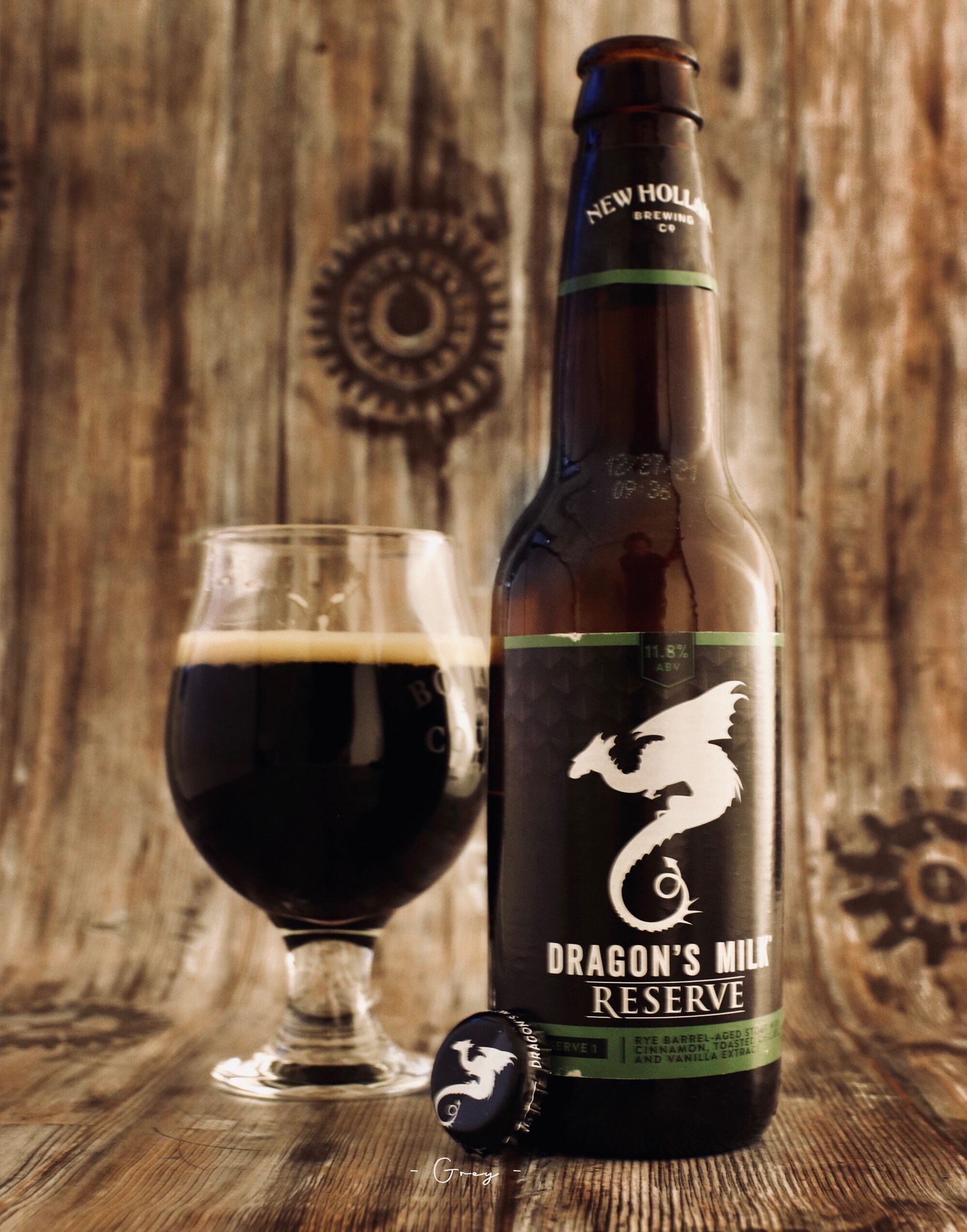 Dragon's Milk Reserve: Rye Barrel-Aged Stout with Cinnamon, Toasted Chilies, and Vanilla Extract (1/2022), United States