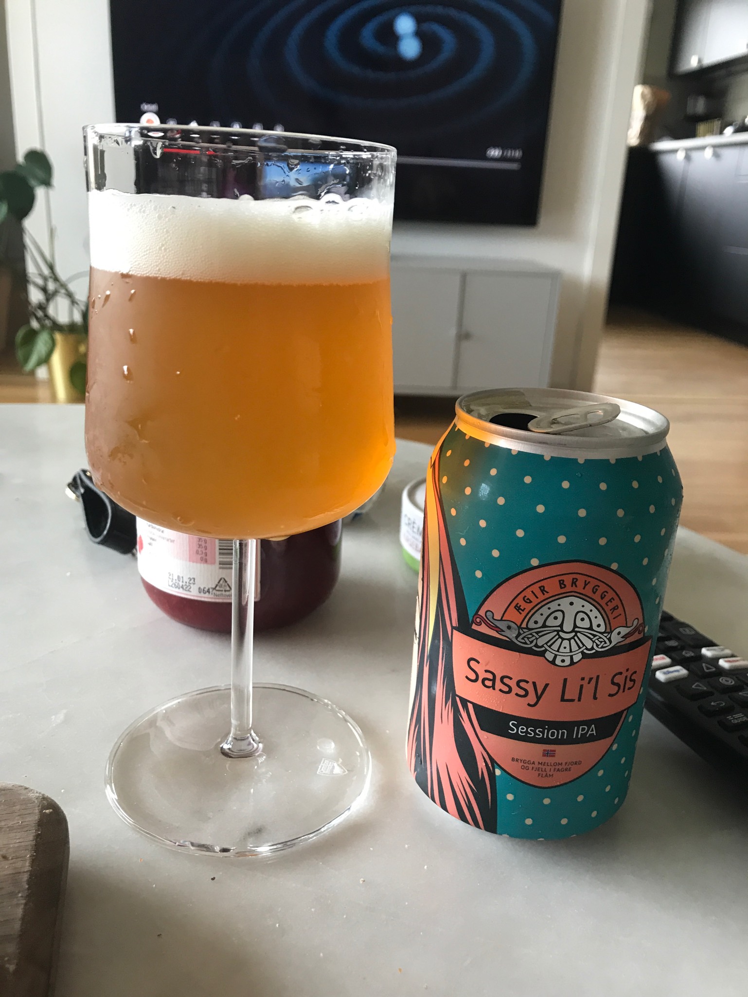 Sassy Li'l Sis, Norway