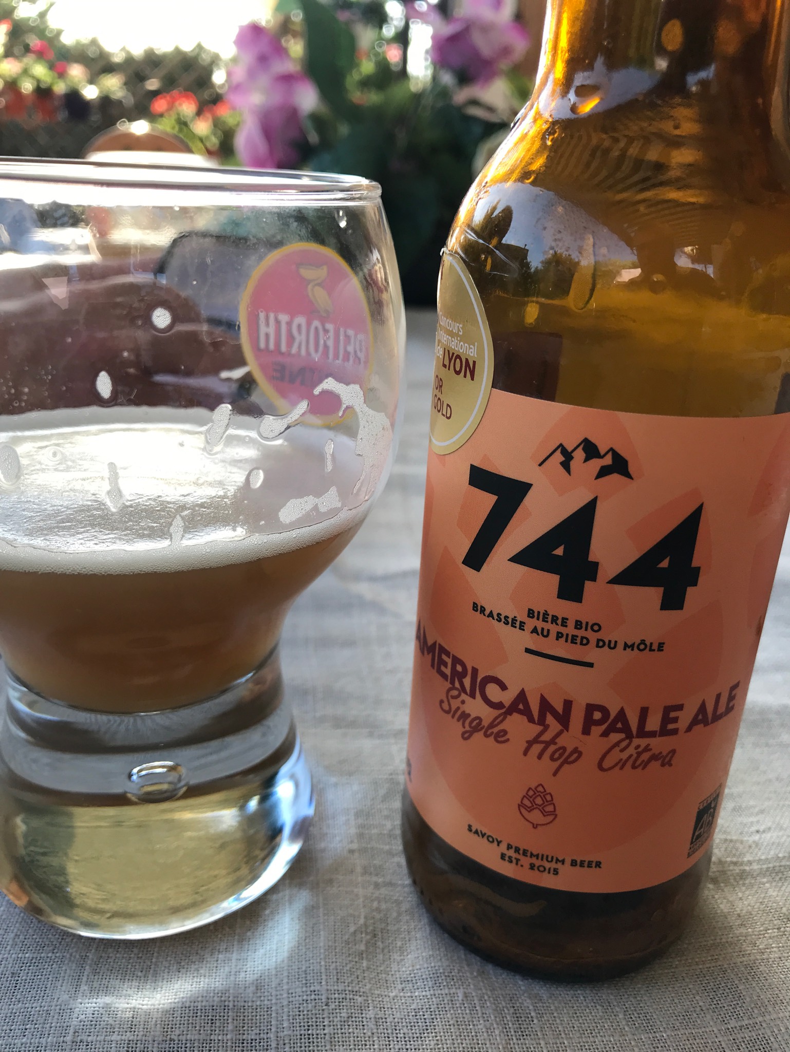 744 APA Single Hop Citra, France