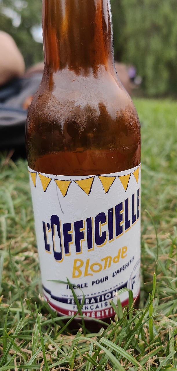 L'Officielle Blonde, France