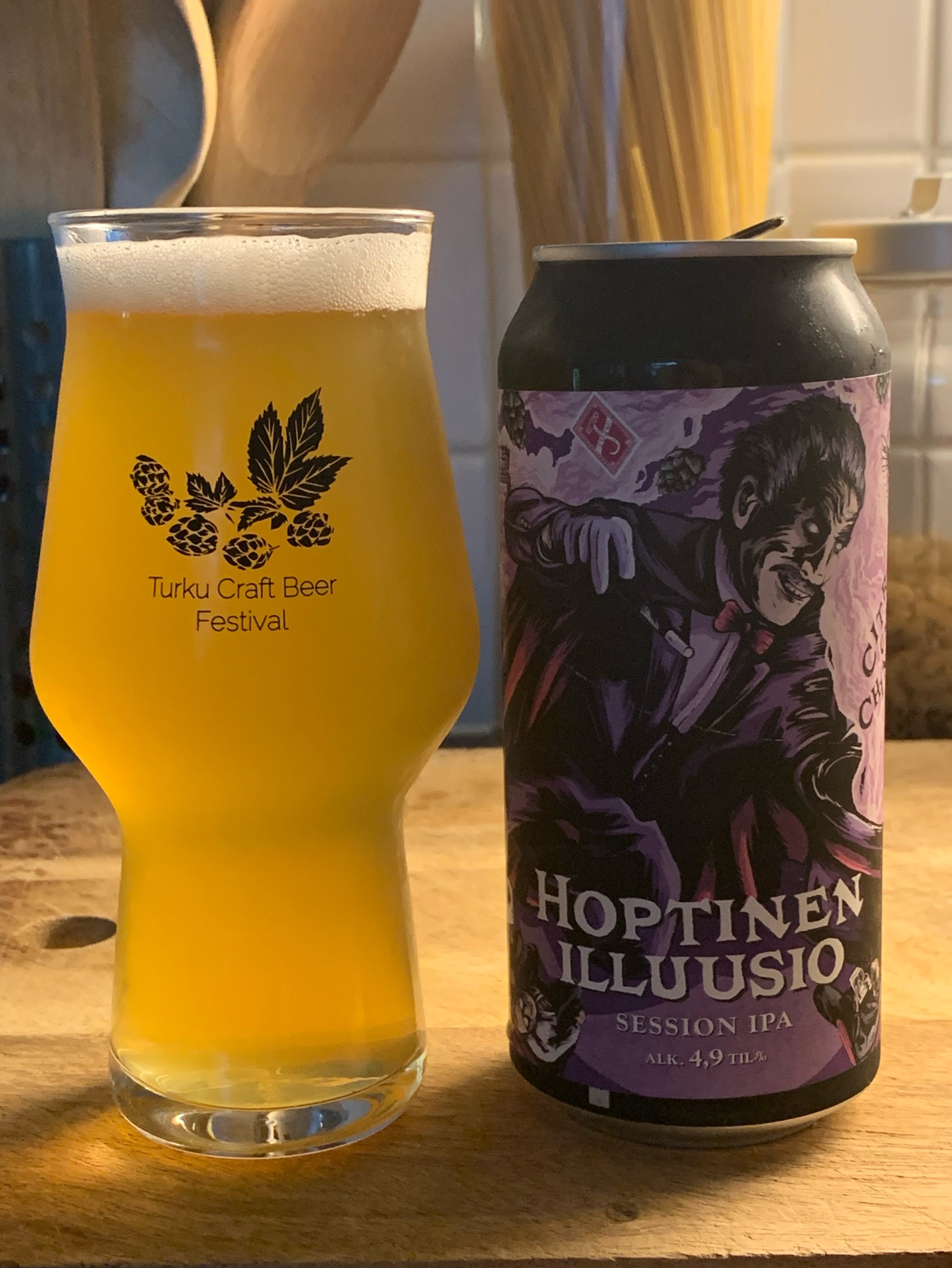 Hoptinen Illuusio: Citra, Cascade, Chinook, Finland