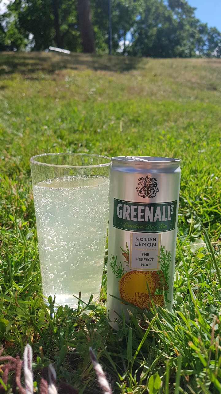 Greenall's Sicilian Lemon, England