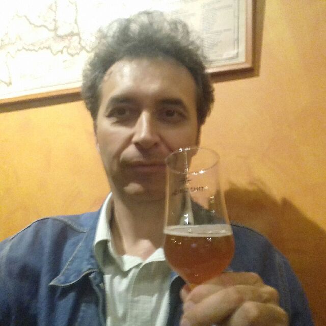 Japán Búza, Hungary