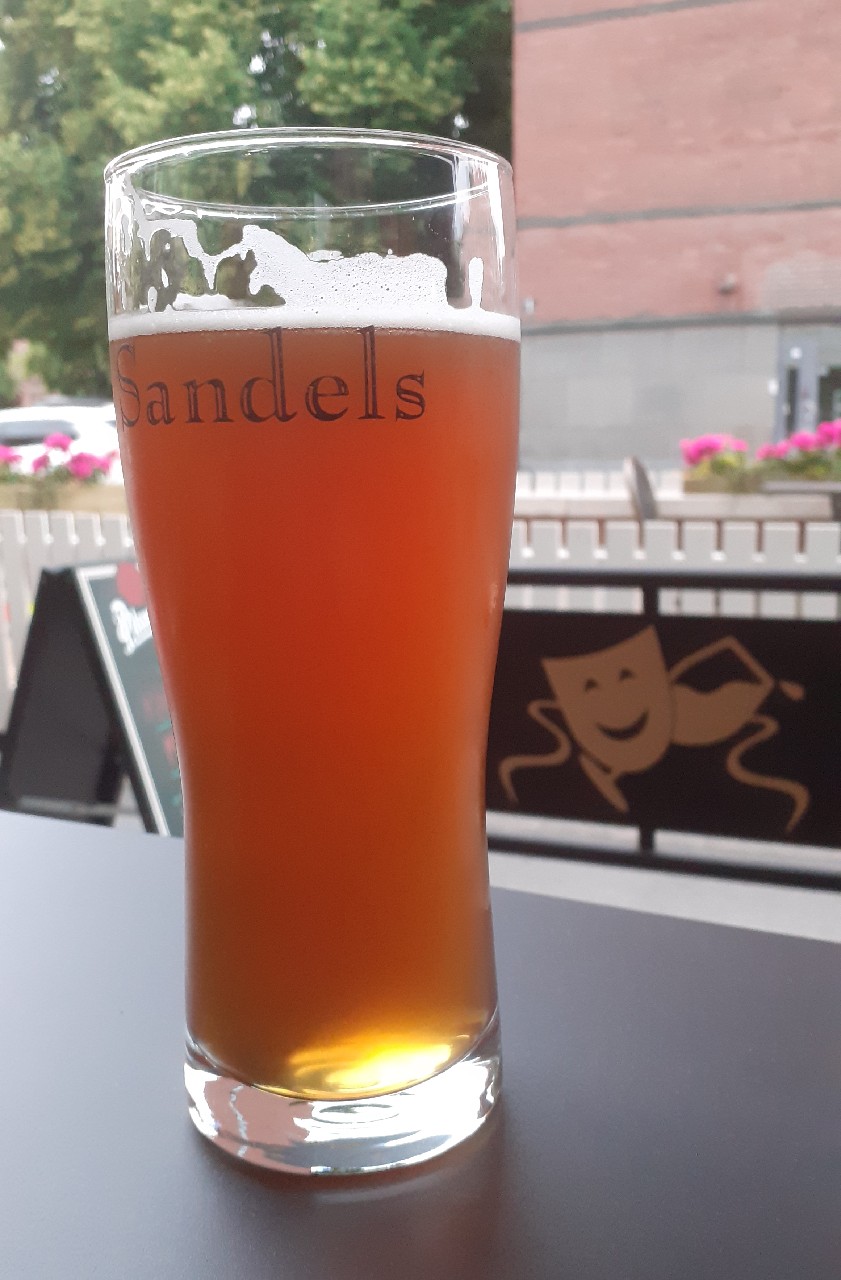 Komediaolut, Finland