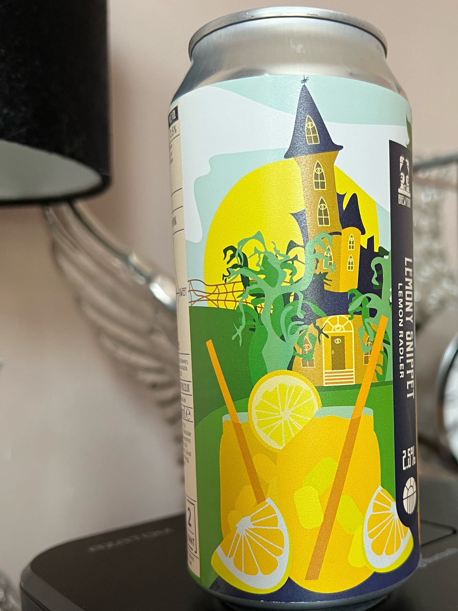 Lemony Snippet, England