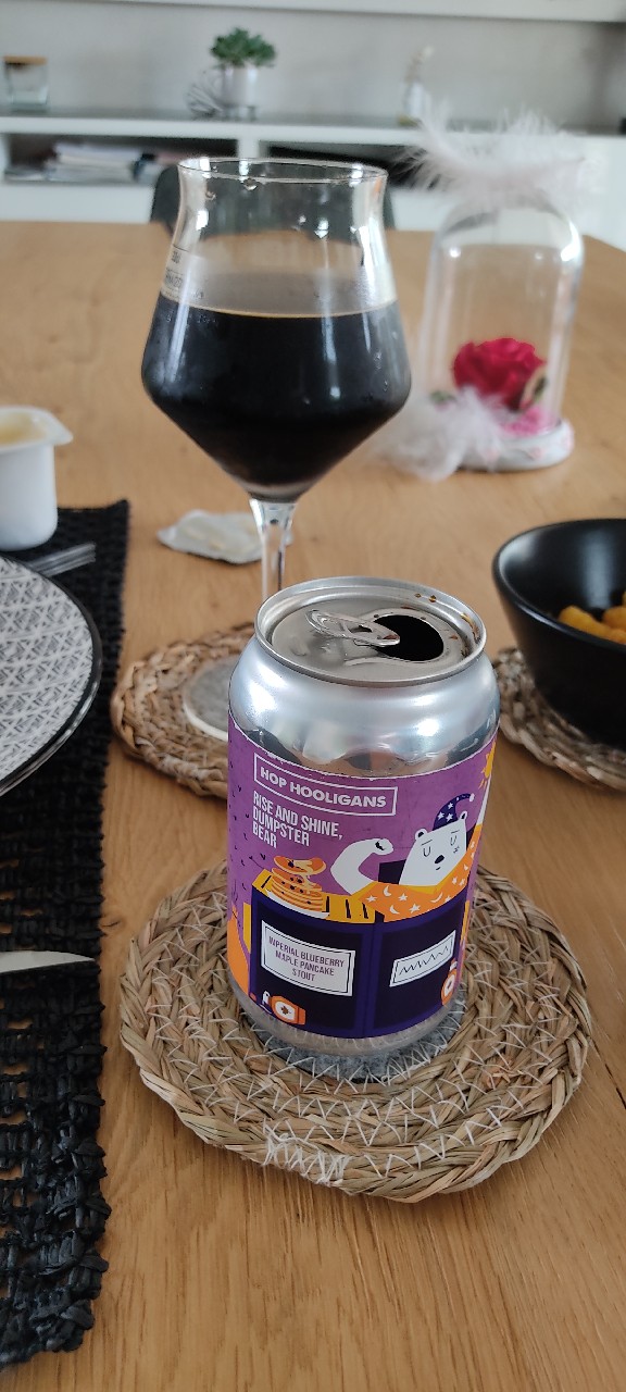 Rise and Shine, Dumpster Bear, Romania