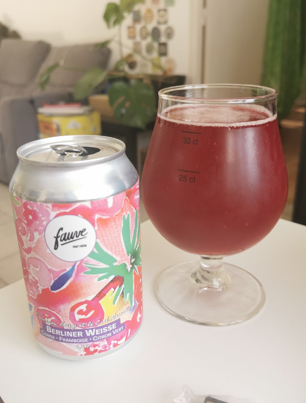 L'Horizon Rouge Et Le Ciel Assorti, France