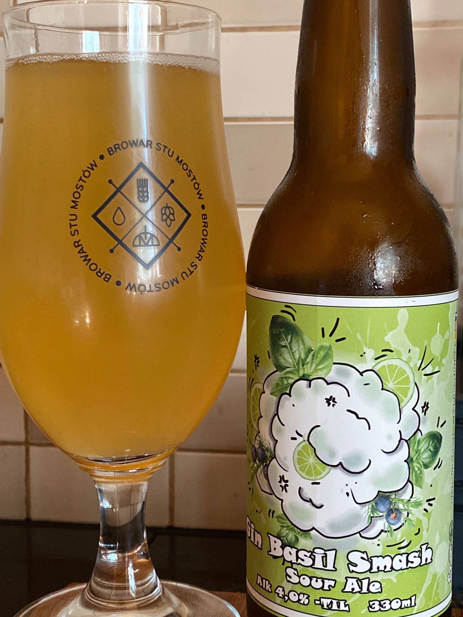 Gin Basil Smash, Finland