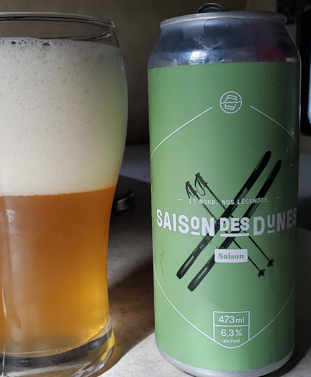 Saison Des Dunes, Canada