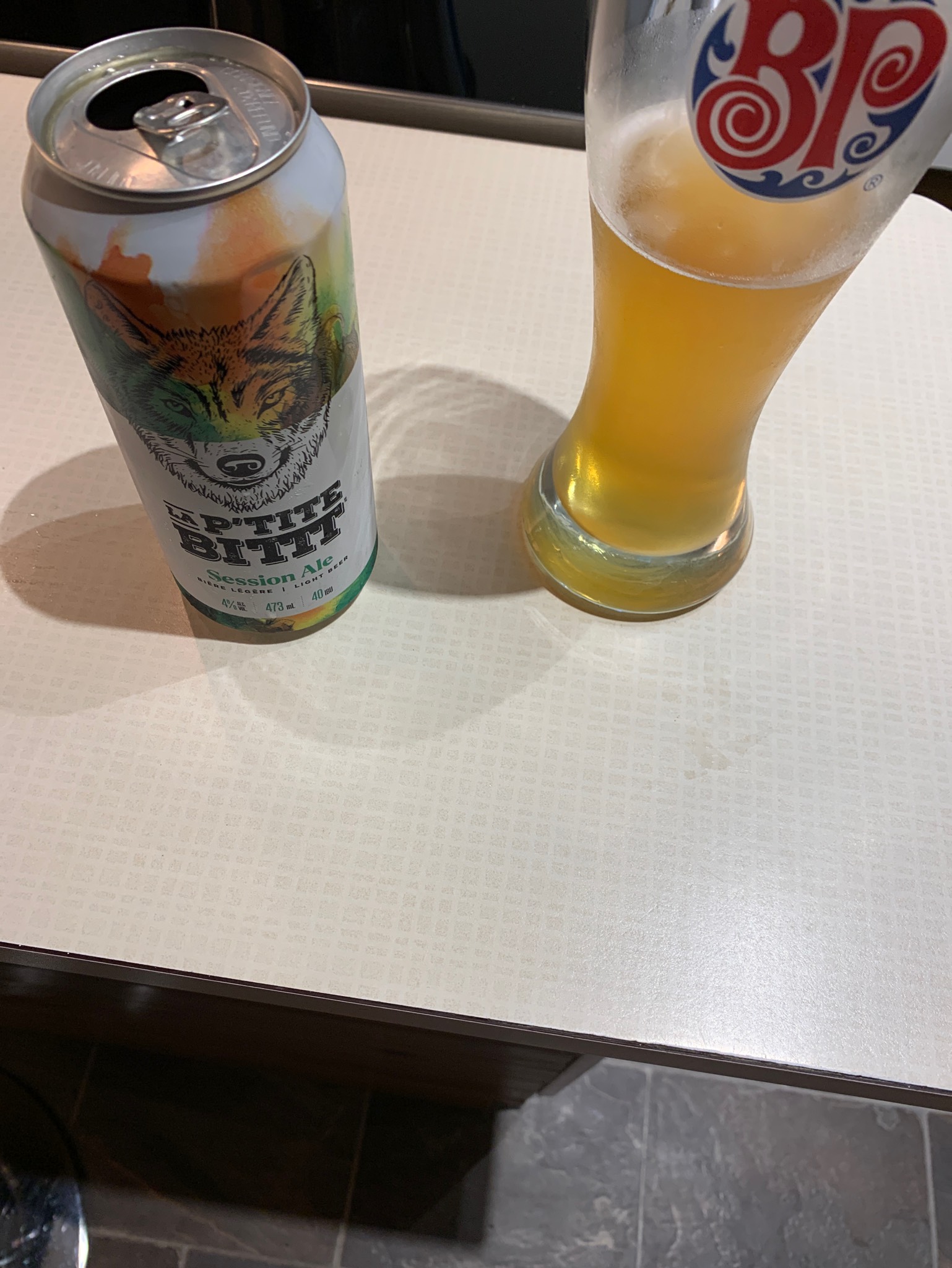 La p'tite bittt, Canada