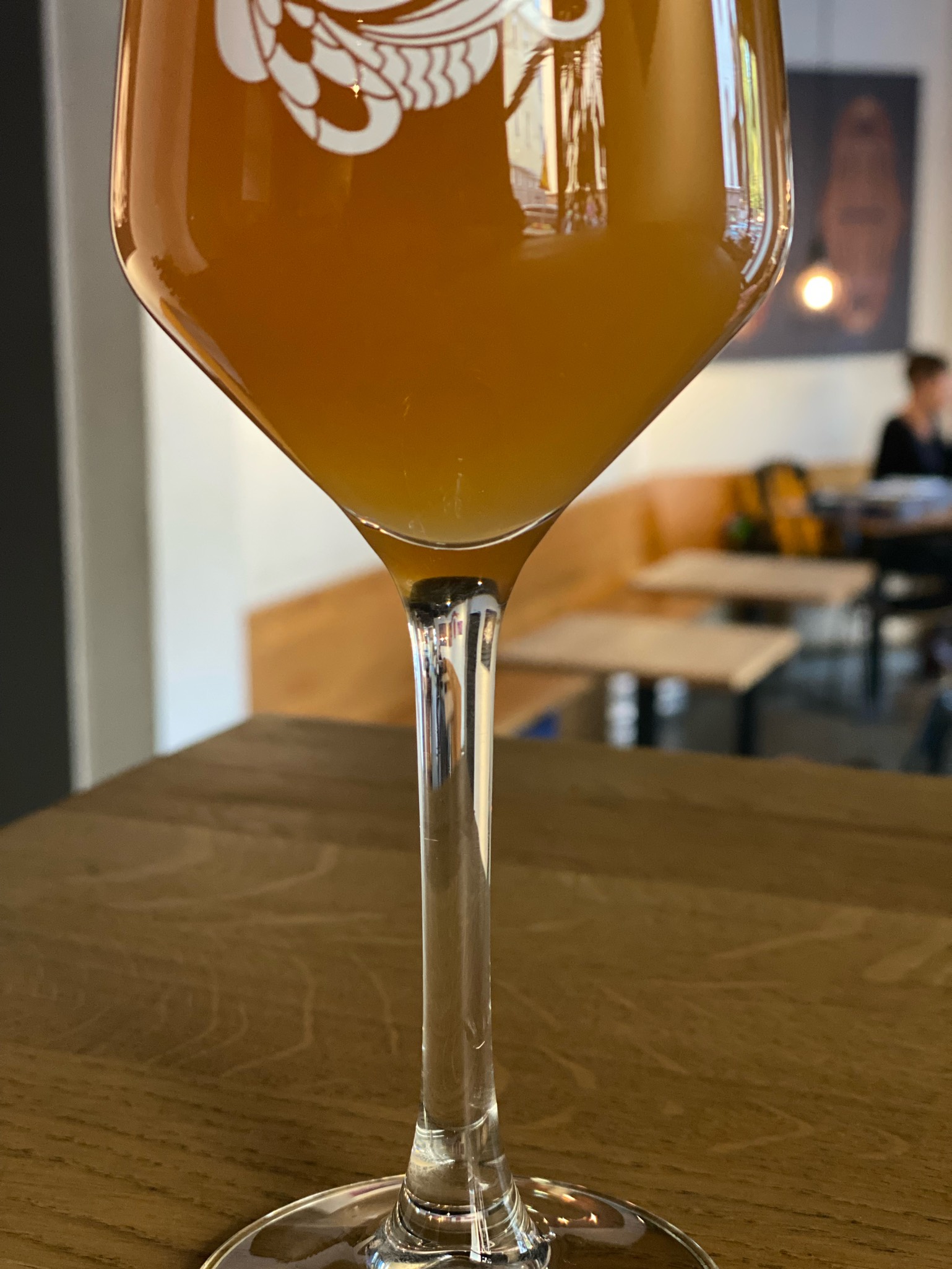 Flannel Sexual, Hungary