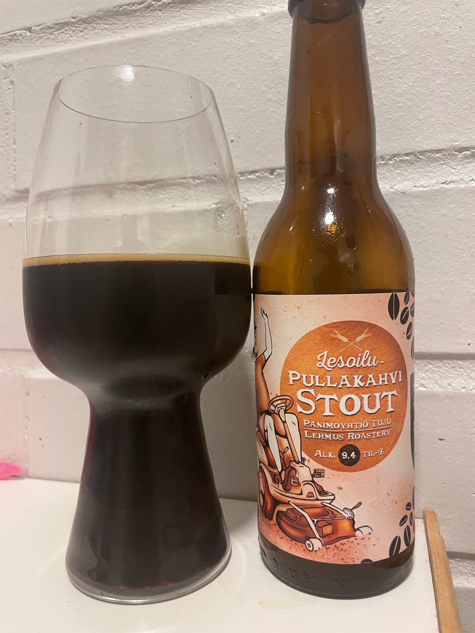 Lesoilu-Pullakahvi Stout 9,4%, Finland