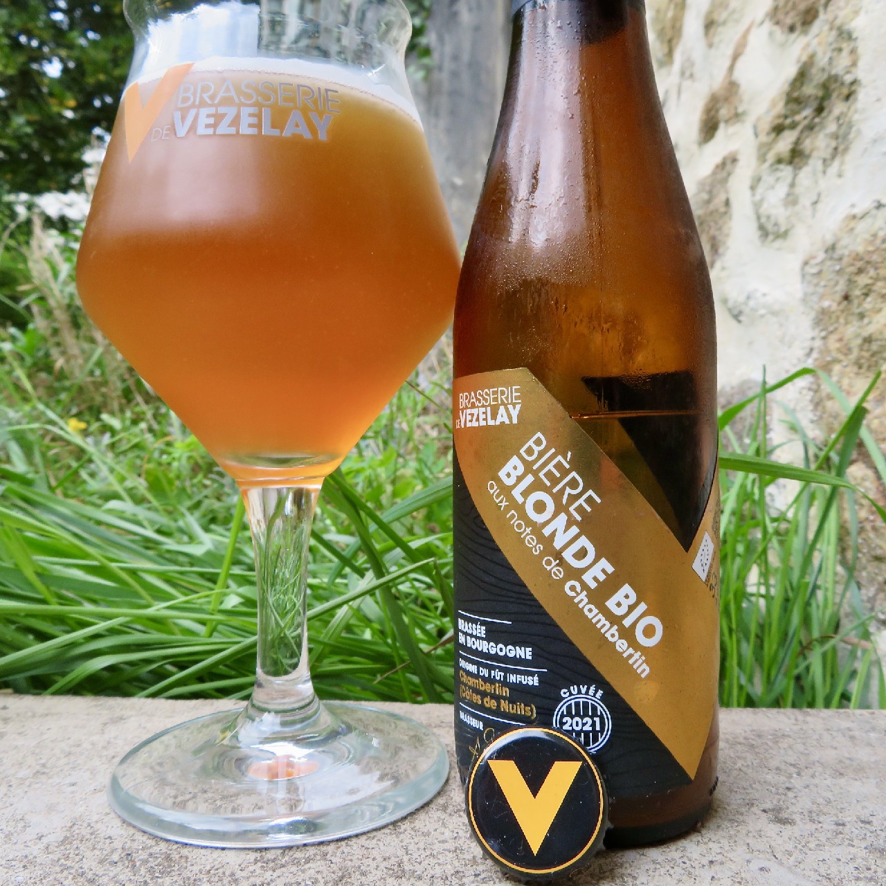 Bière Blonde Bio aux Notes de Chambertin, France