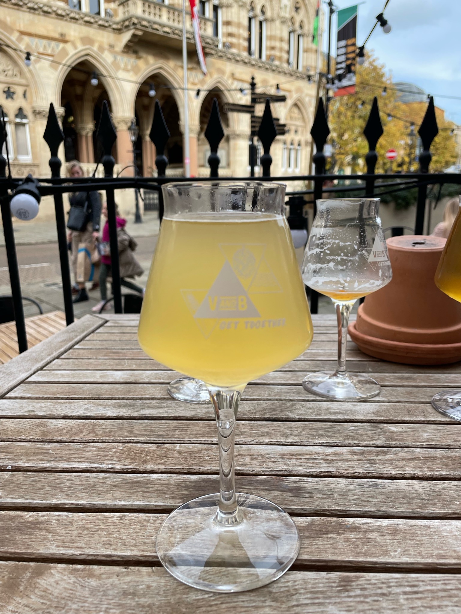 Ex Squeeze Me, England