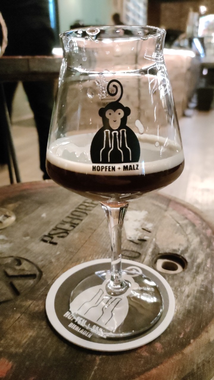 Ménage-à-Trois, Germany