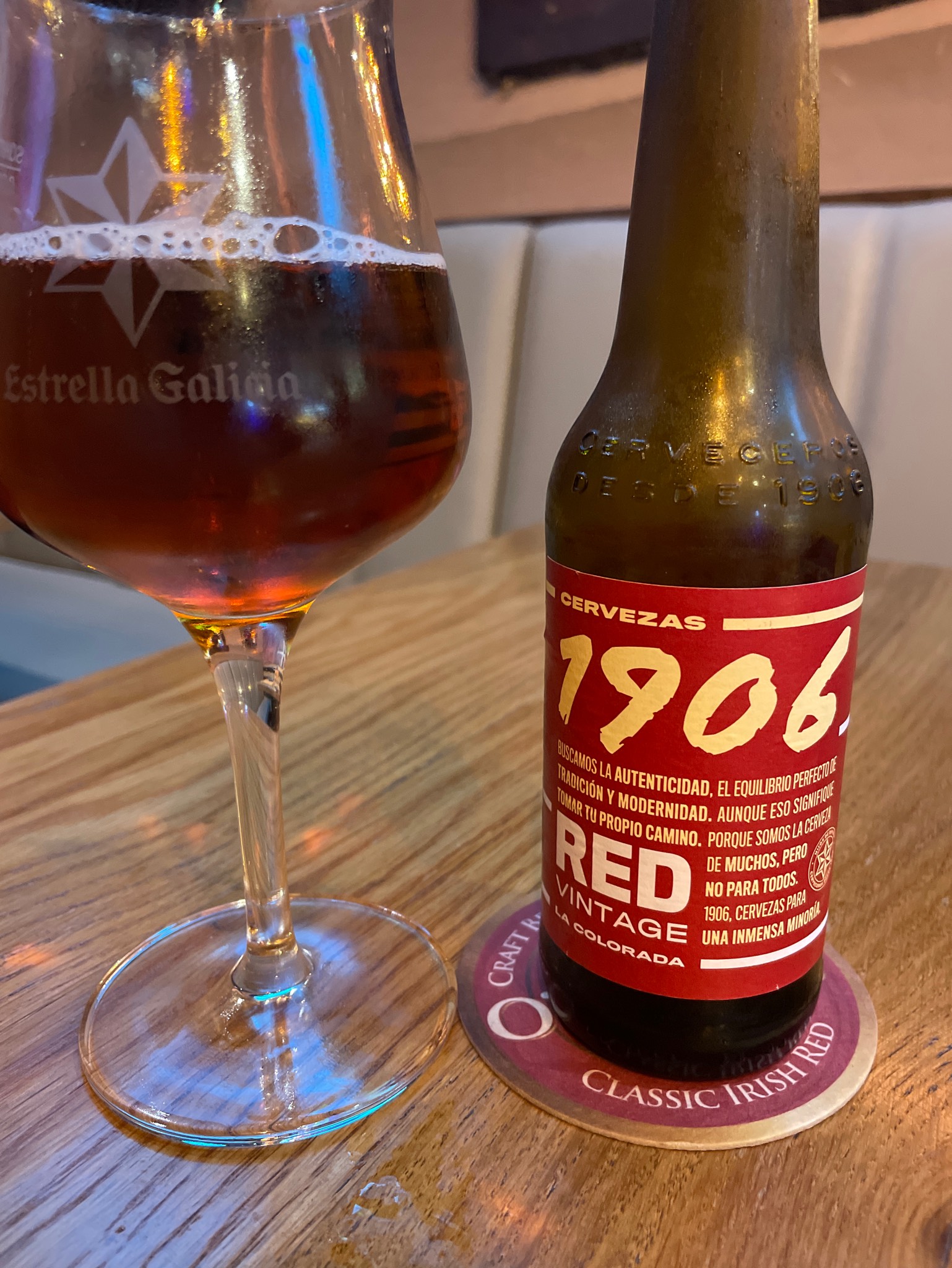 1906 Red Vintage La Colorada, Spain