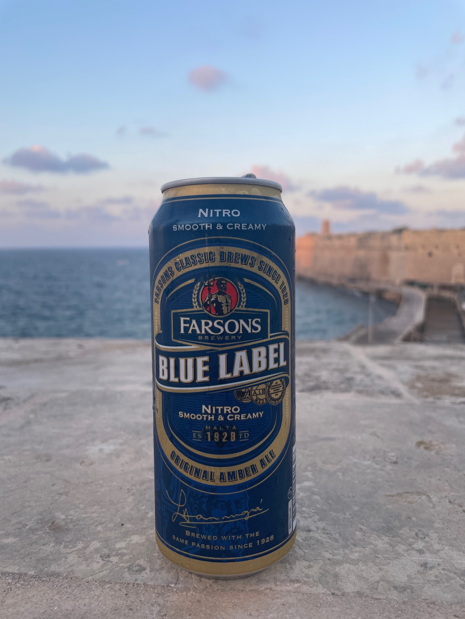 Farsons Blue Label 4.7 Simonds Farsons Cisk Pint Please