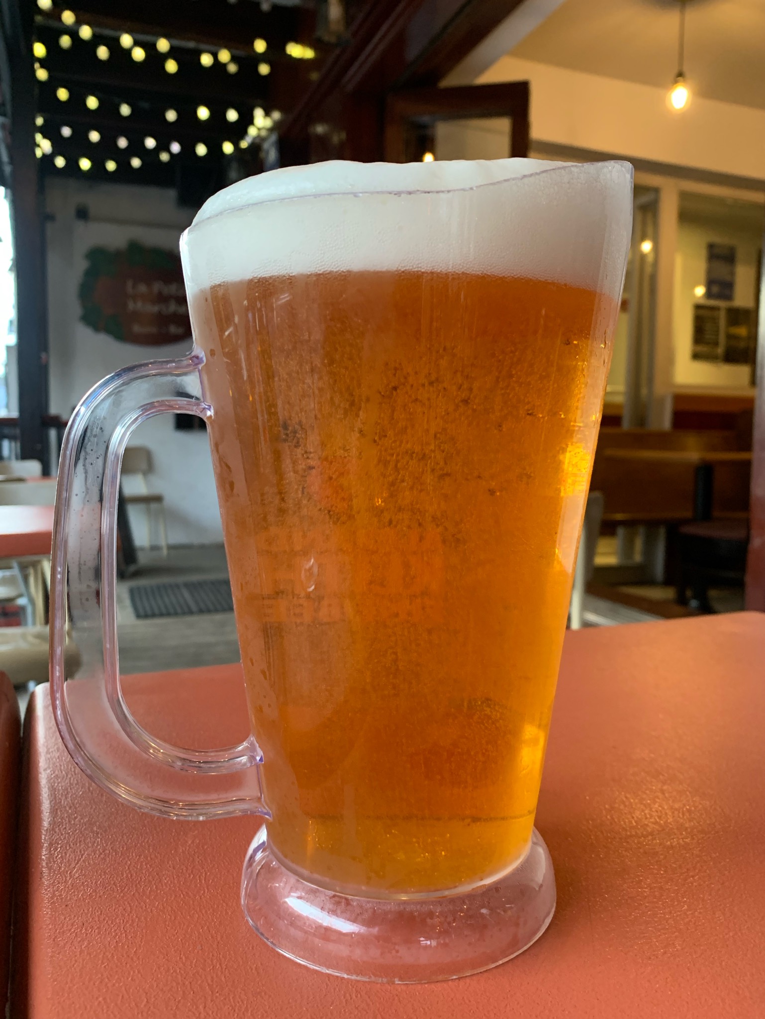 Belle Gueule Blonde, Canada