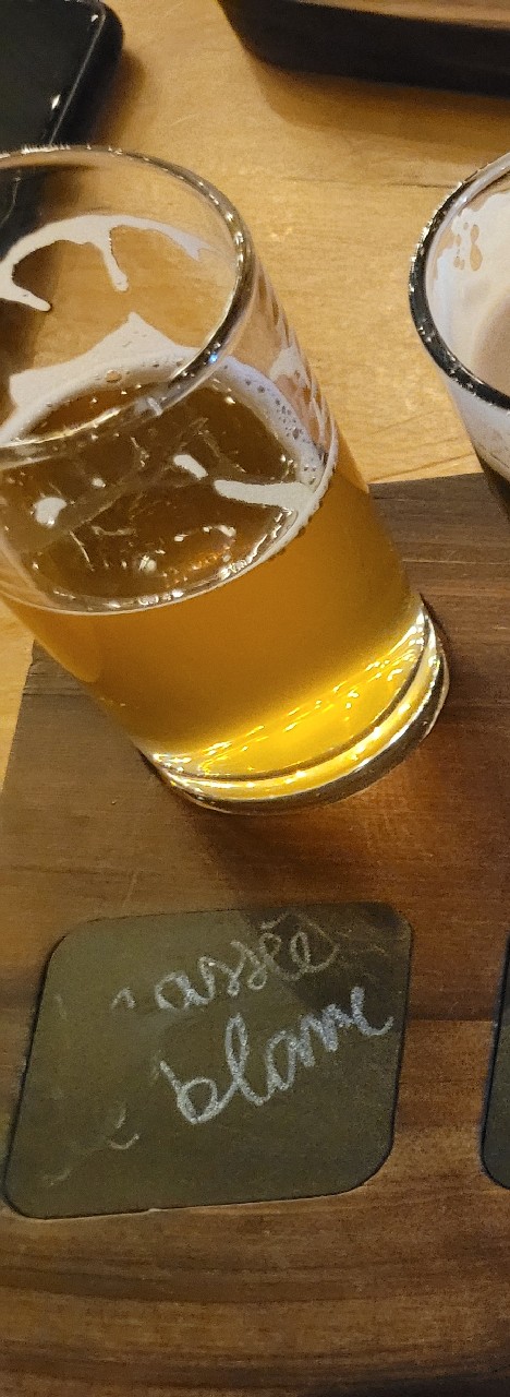 Brassée de blanc, Canada