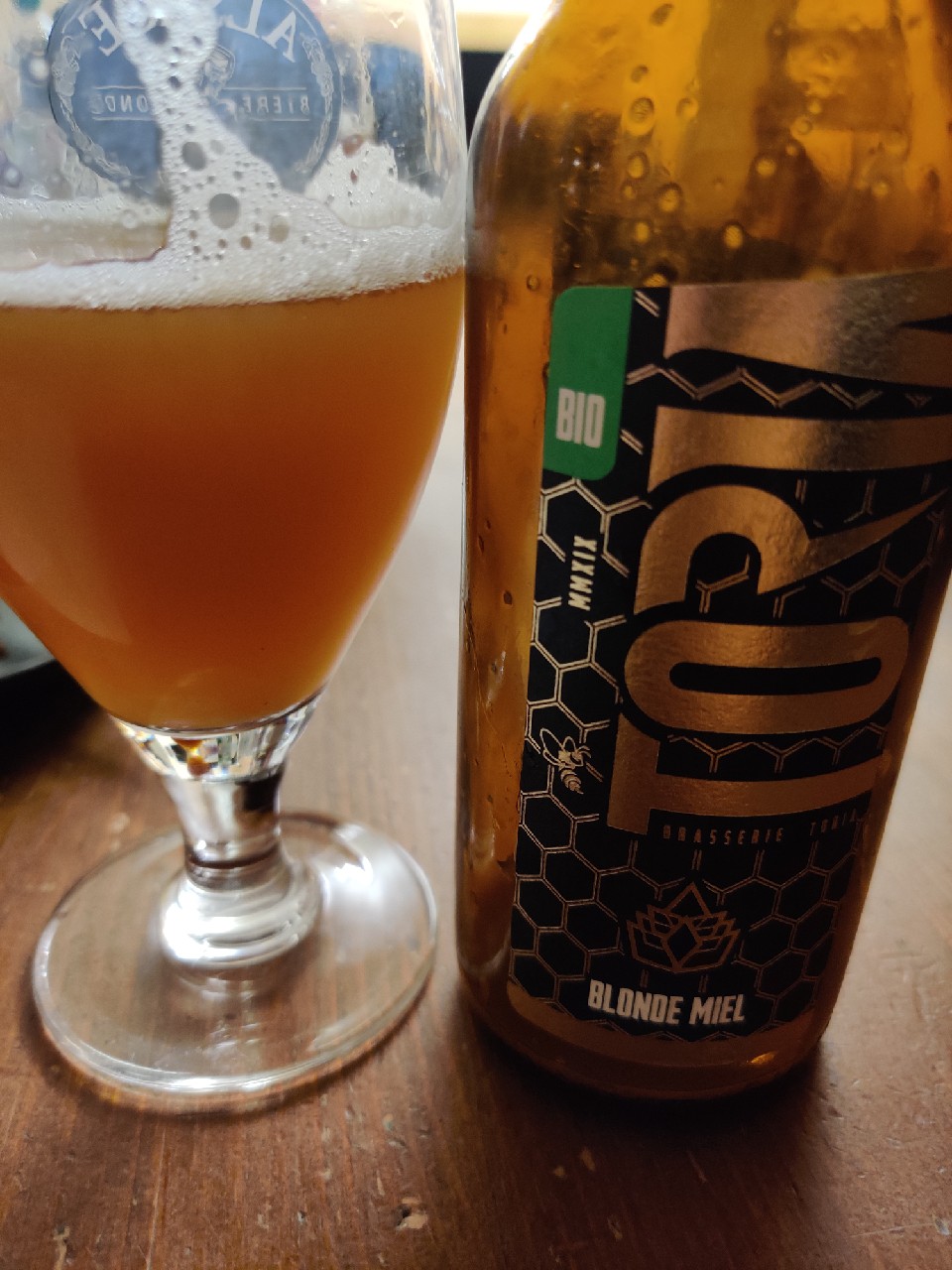 Toria Blonde Miel, France