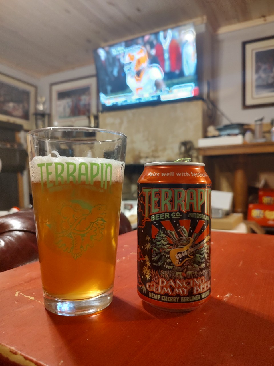 Dancing Gummy Beer, United States