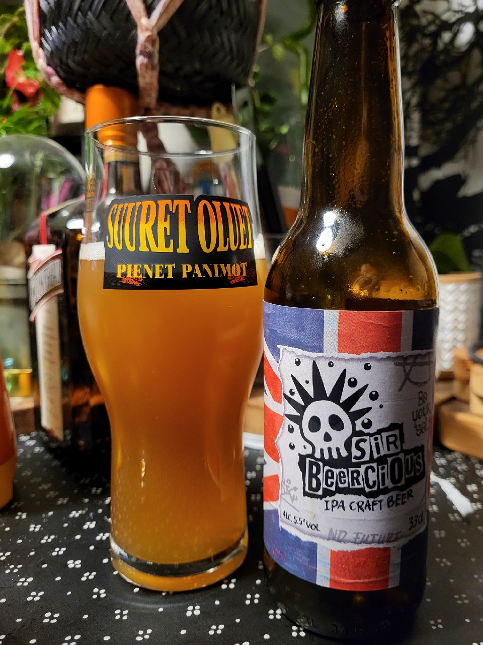 Sir Beercious, Spain
