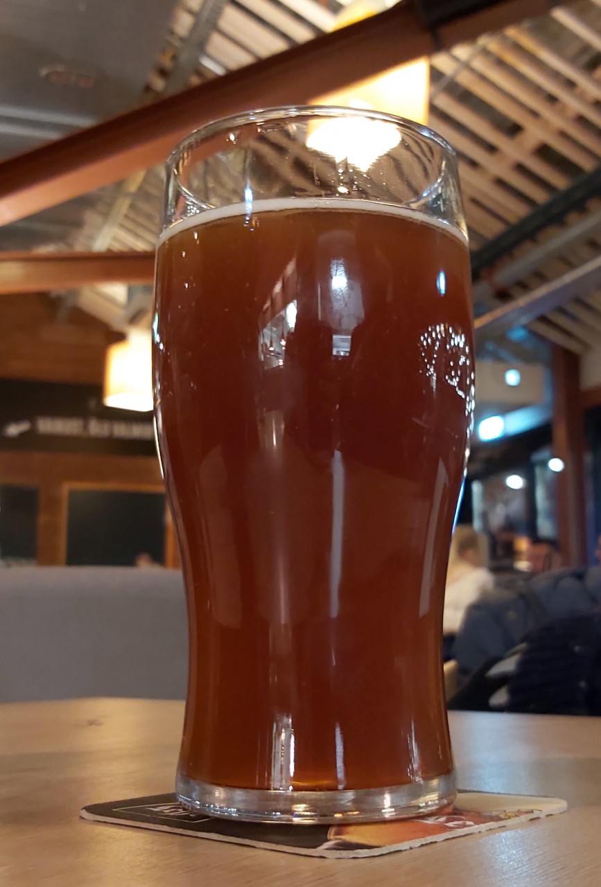 Aadama Õun, Estonia