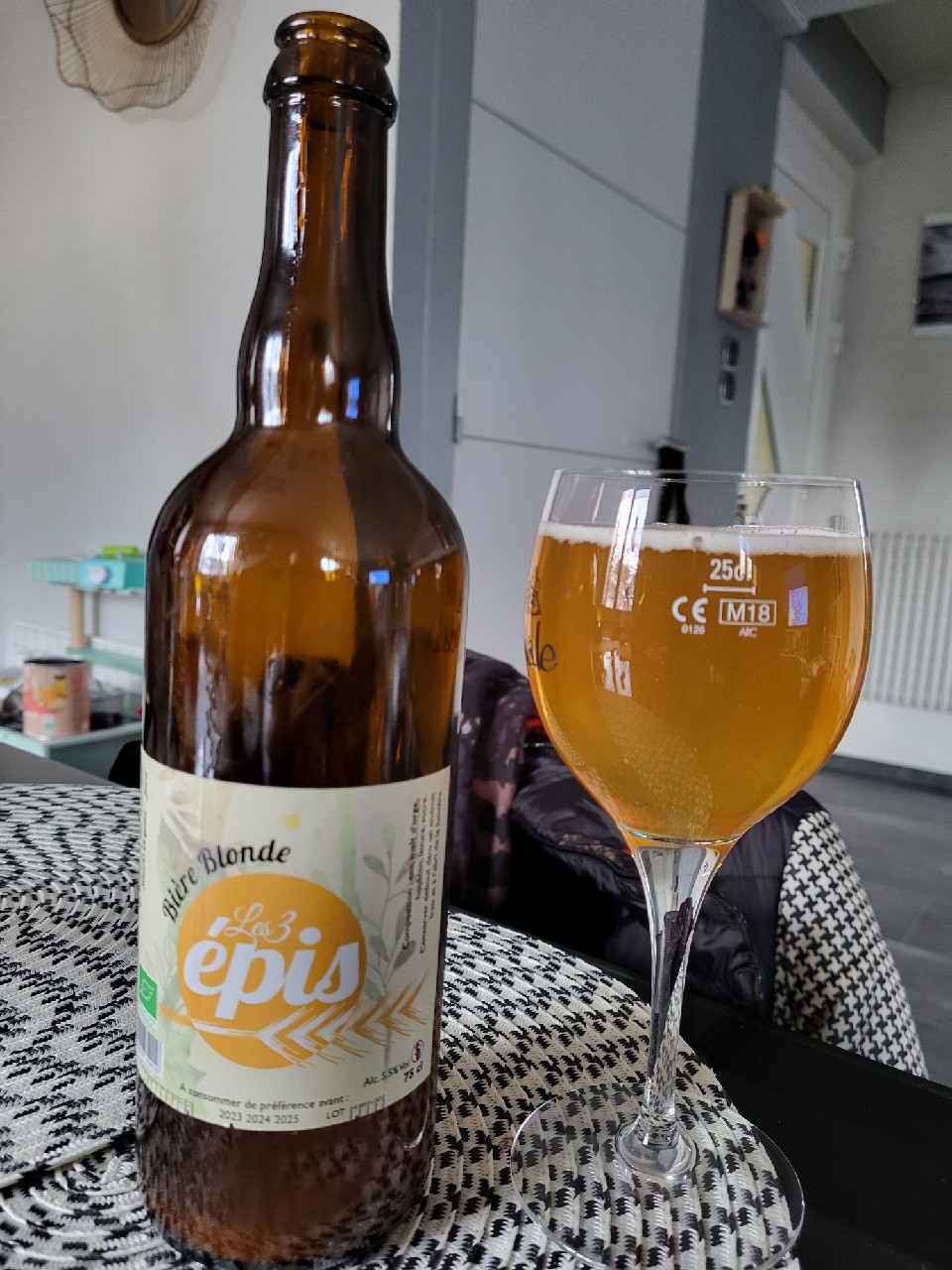 Les 3 Épis Blonde, France