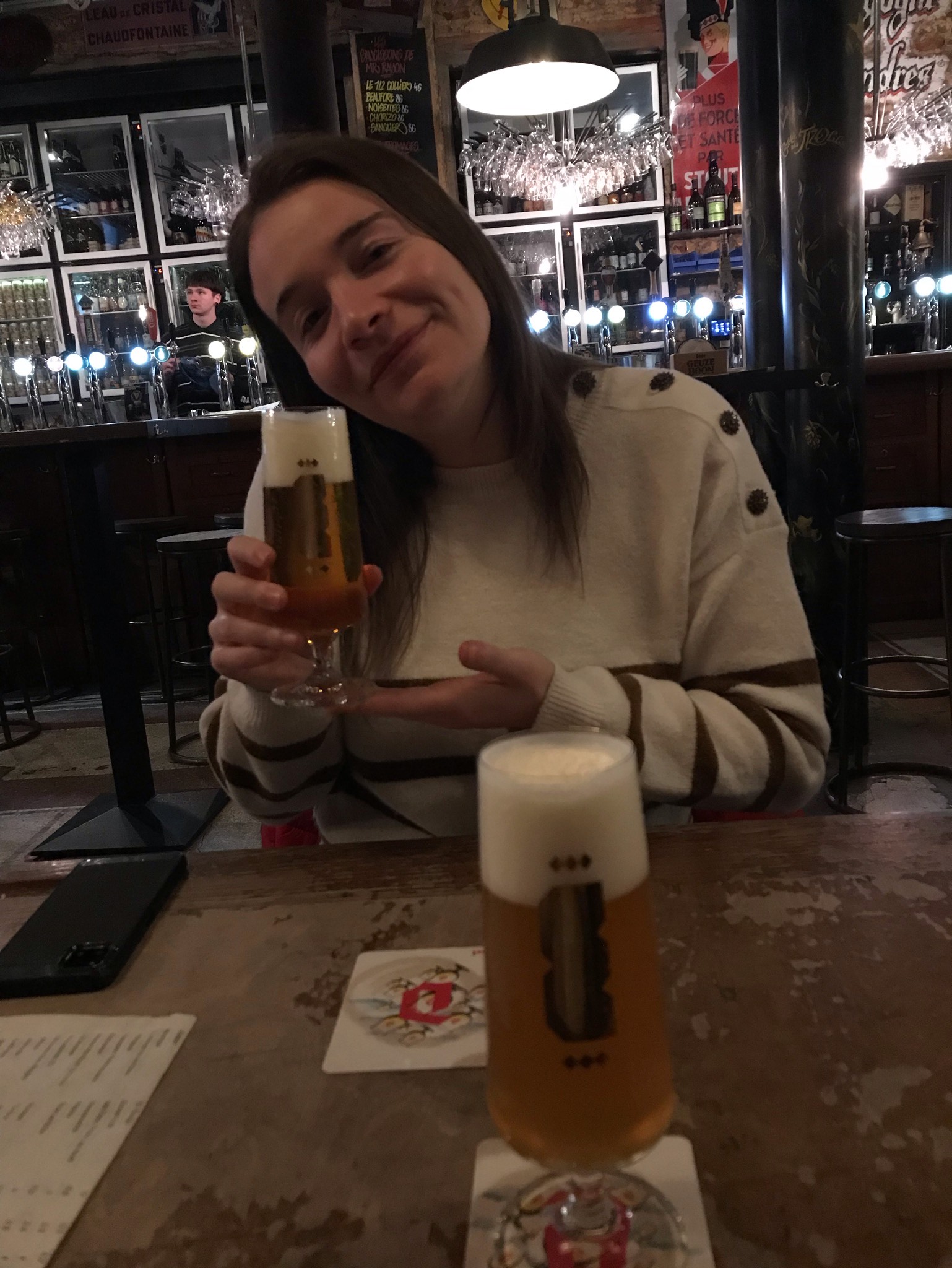 L'empire, Belgium
