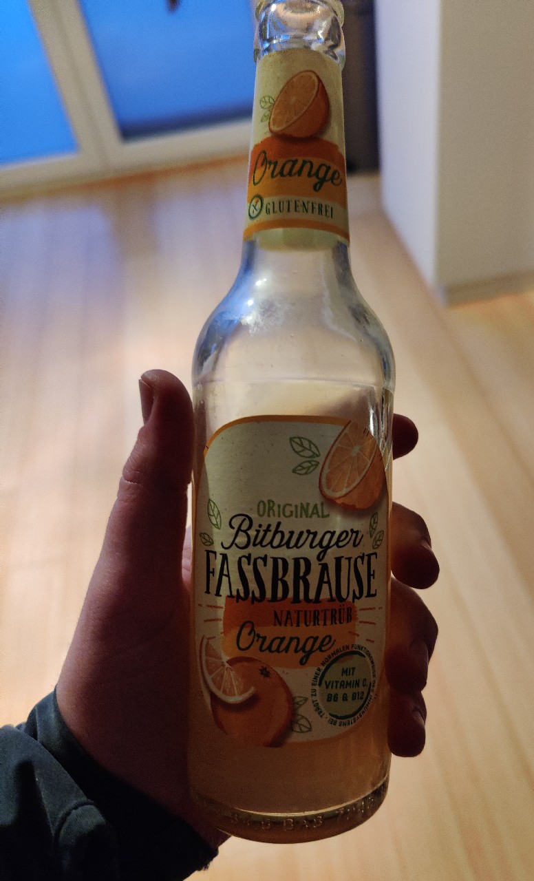 Bitburger Fassbrause Naturtrüb Orange, Germany